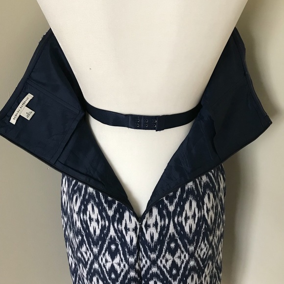 ⭐️ Banana Republic Ikat strapless dress 👗 - Picture 6 of 8